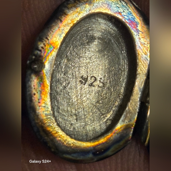 VINTAGE 925 STERLING SILVER PENDANT OVAL LOCKET - Picture 6 of 6